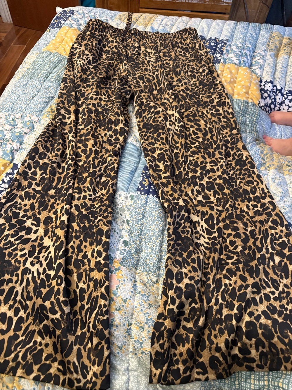 Rafaella Women's Animal Print Wide Leg Pants